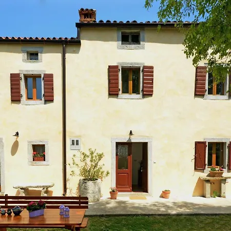 Apartment Haus Gaia *